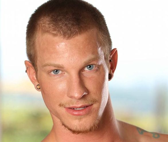 Next Door Buddies 新作　ジャクソン・コルトがスレート・スティールからディルド攻め！Jaxon Colt, Slate Steele -Rescue and Revive-