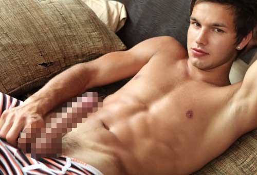 Marc Ruffalo(Underwear モデル！)と Rocco Alfieriの細マッチョエッチ